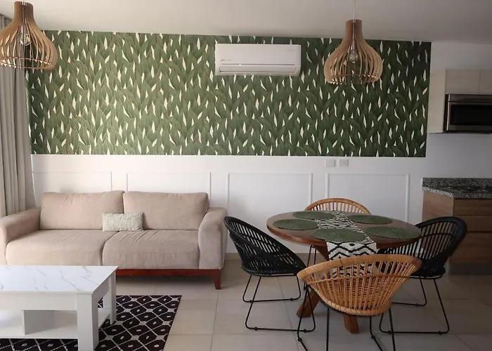 Apartment 5 Minutes From The Beach